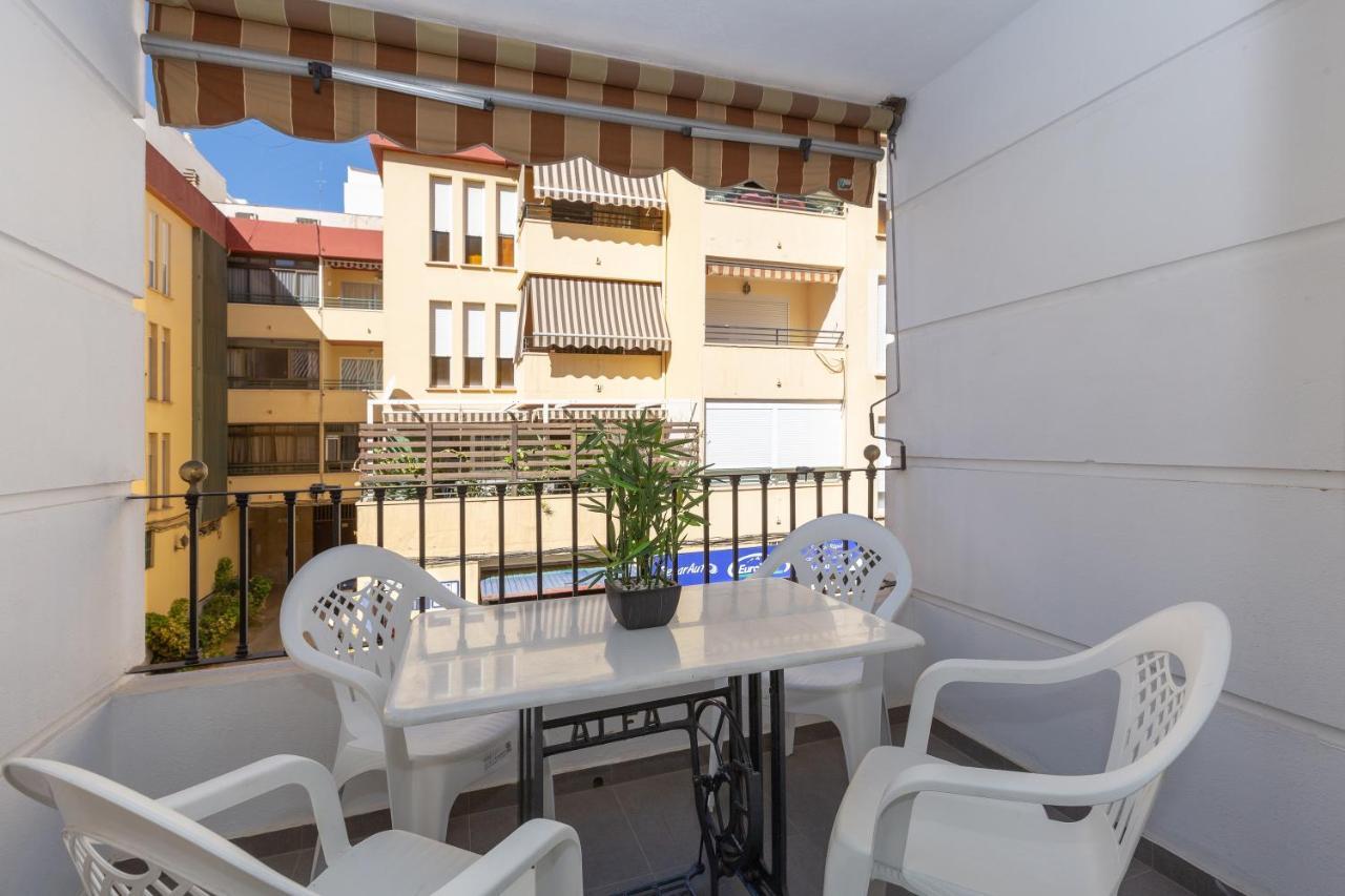 Апартаменти Apartamento La Victoria Малага Екстер'єр фото