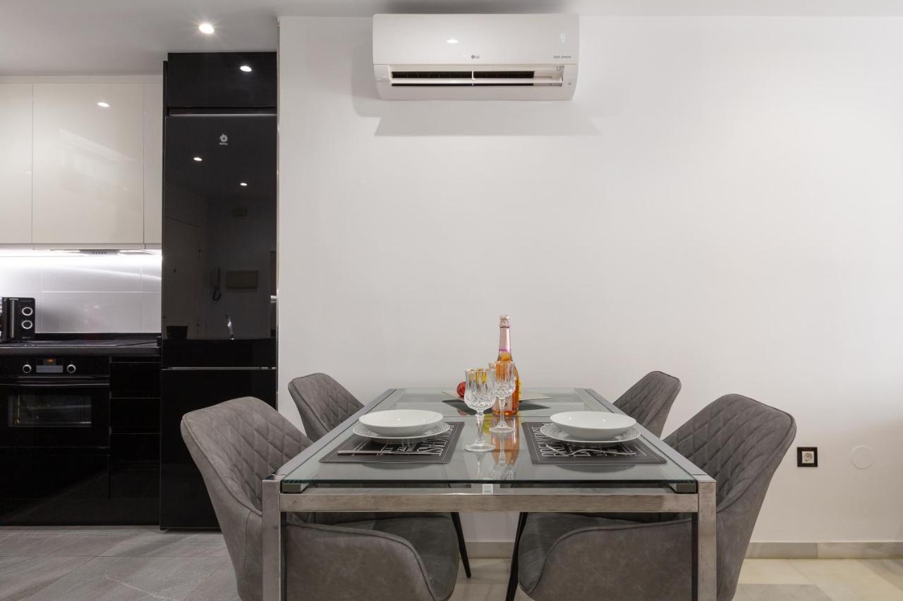 Апартаменти Apartamento La Victoria Малага Екстер'єр фото